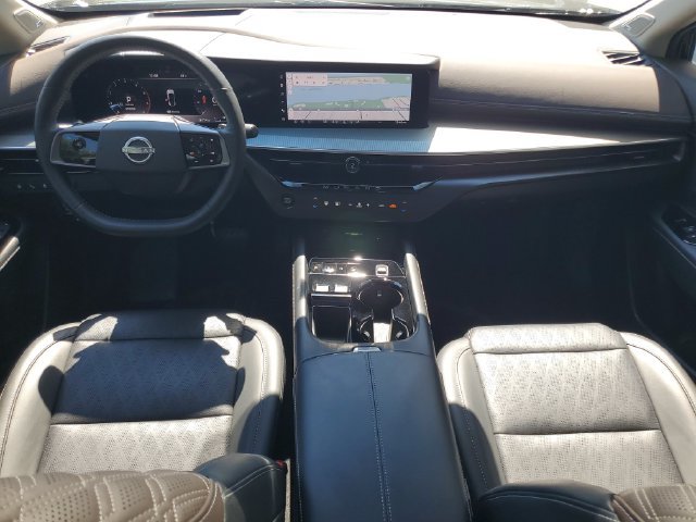 Certified 2025 Nissan Murano Platinum w/ Cargo Package AWD/4WD image 3
