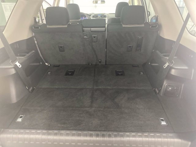 Used 2016 Toyota 4Runner SR5 AWD/4WD image 23
