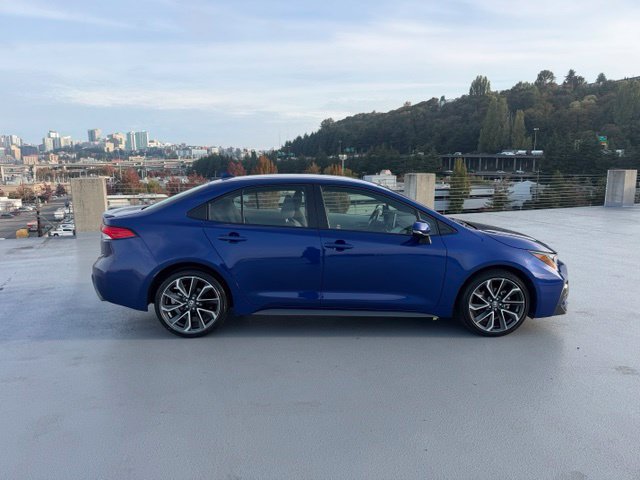 Certified 2021 Toyota Corolla SE FWD image 3