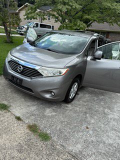 Used 2012 Nissan Quest SV w/ Value Cargo Pkg FWD image 4