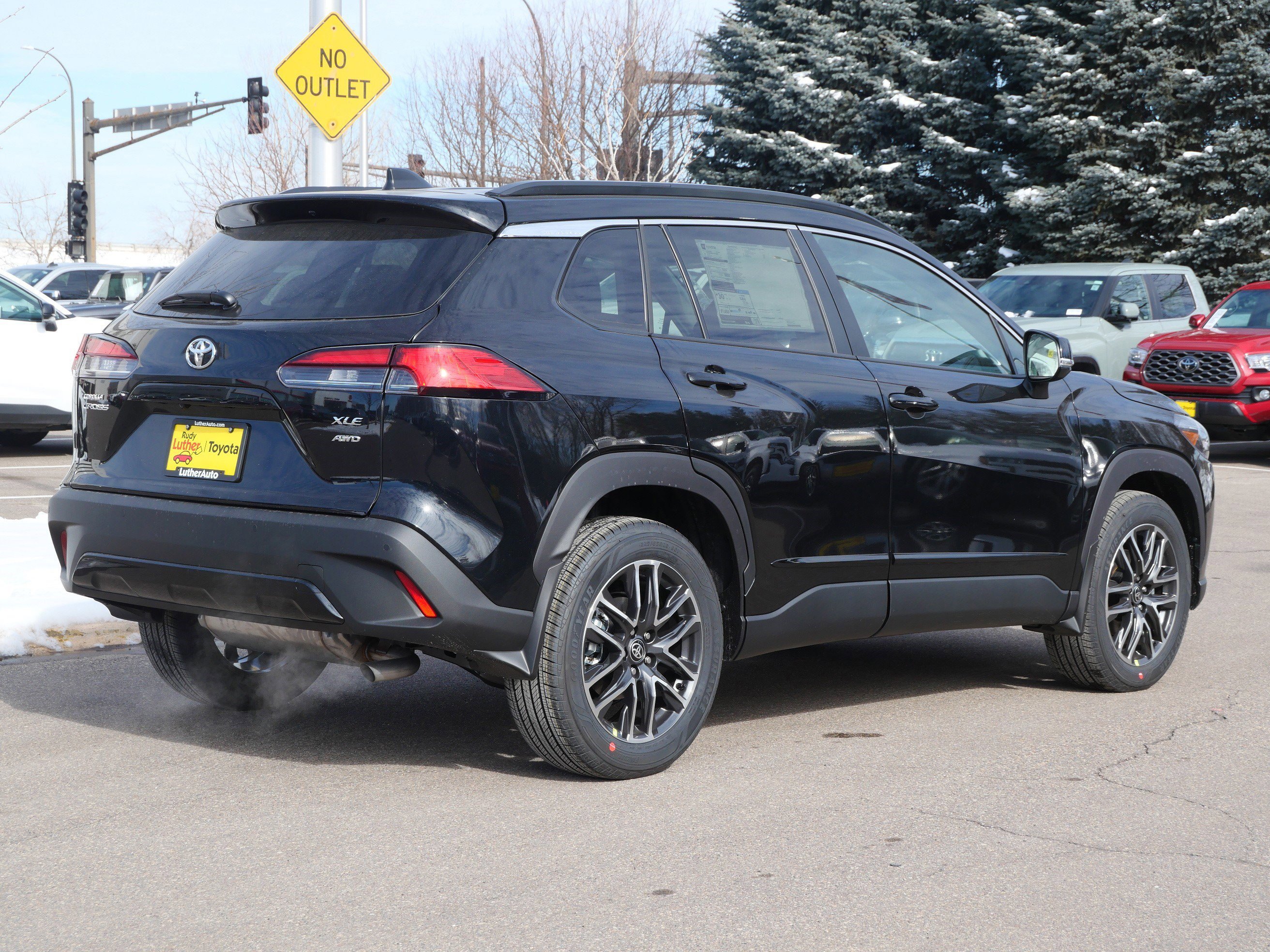 New 2026 Toyota Corolla Cross XLE AWD/4WD video 2