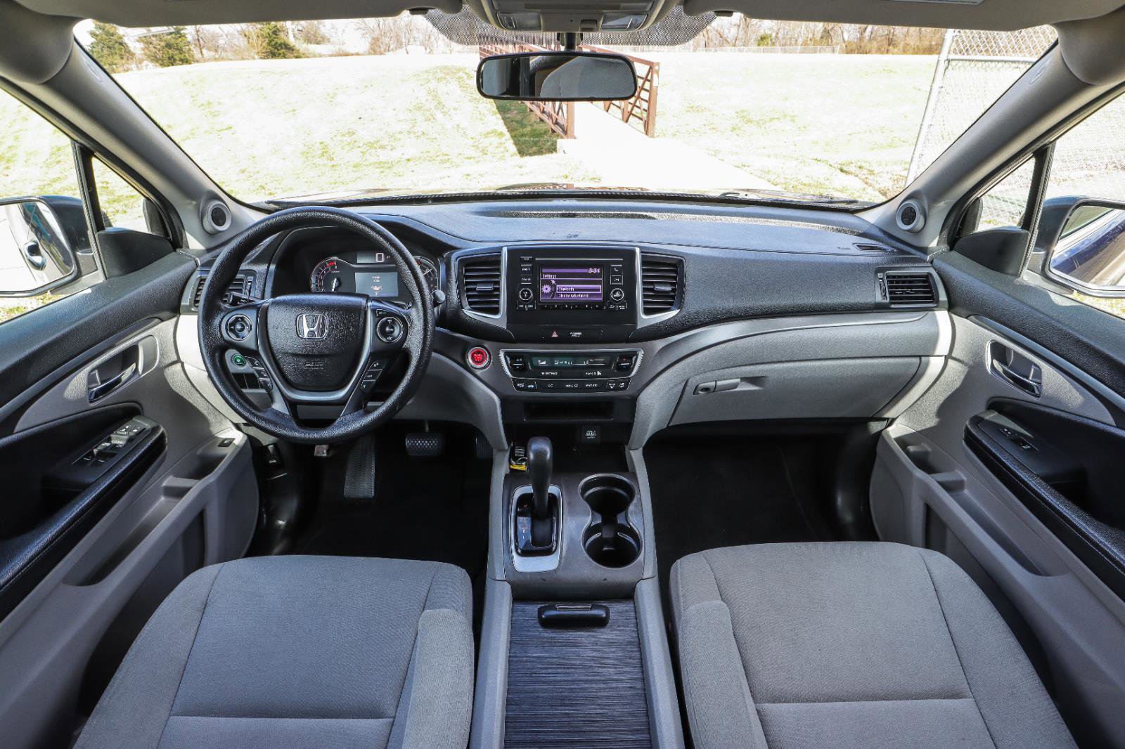 Used 2016 Honda Pilot LX image 2