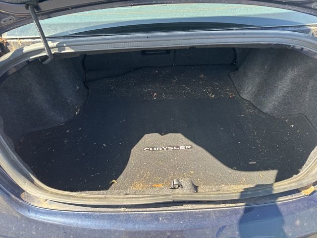 Used 2013 Chrysler 200 Limited FWD image 9