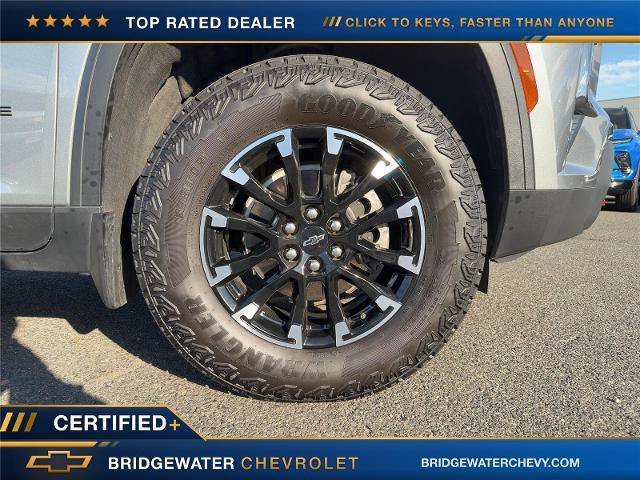 Used 2025 Chevrolet Traverse Z71 w/ Driver Confidence Package AWD/4WD image 7