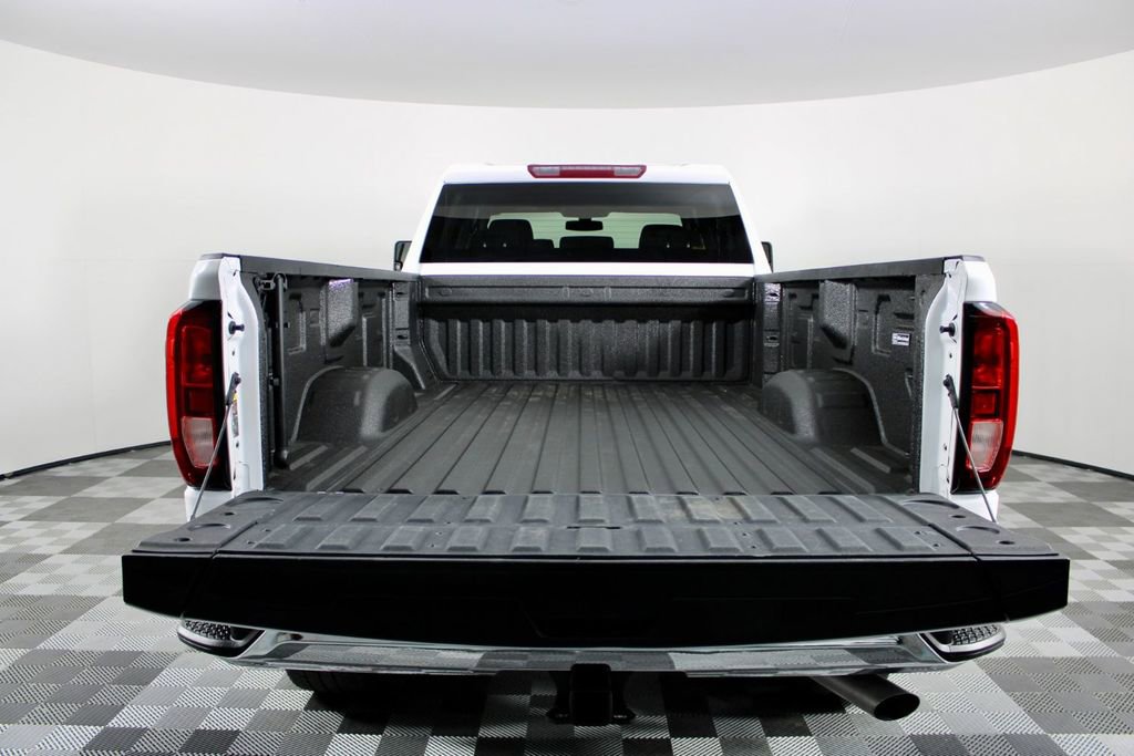 Used 2023 GMC Sierra 3500 SLE w/ SLE Convenience Package image 8