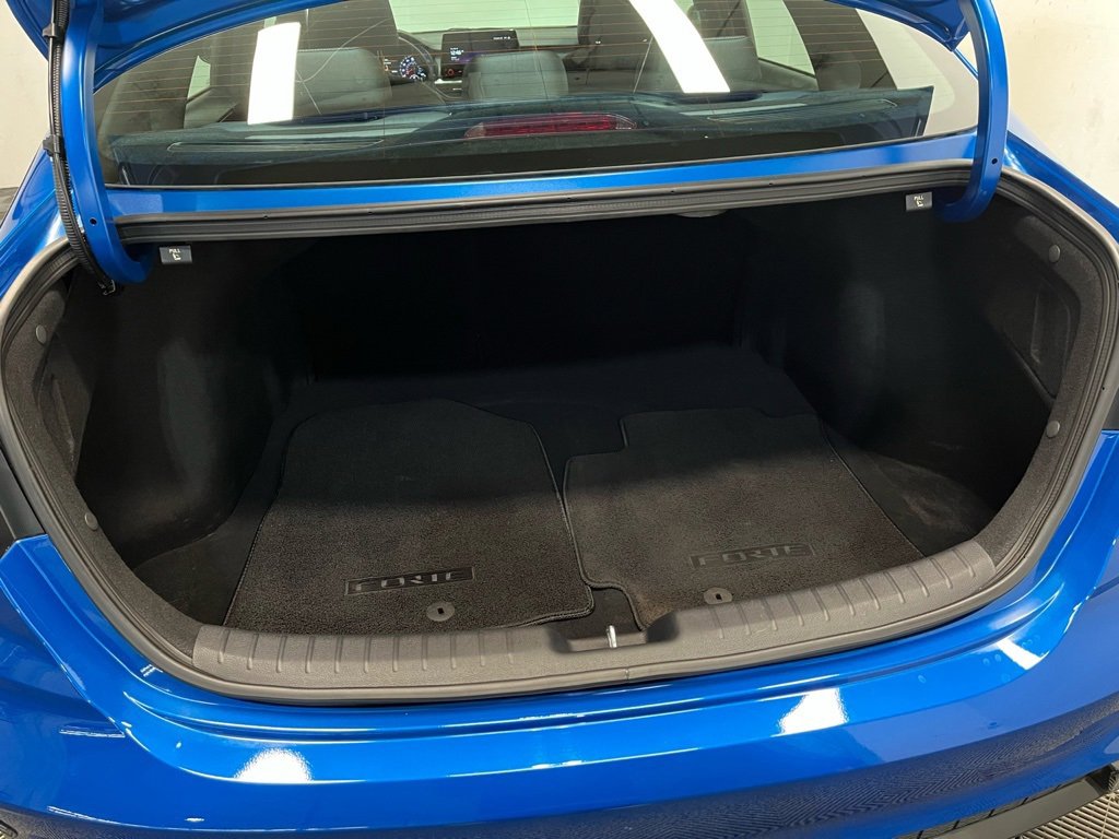 Used 2024 Kia Forte GT-Line w/ GT-Line Premium Package image 20