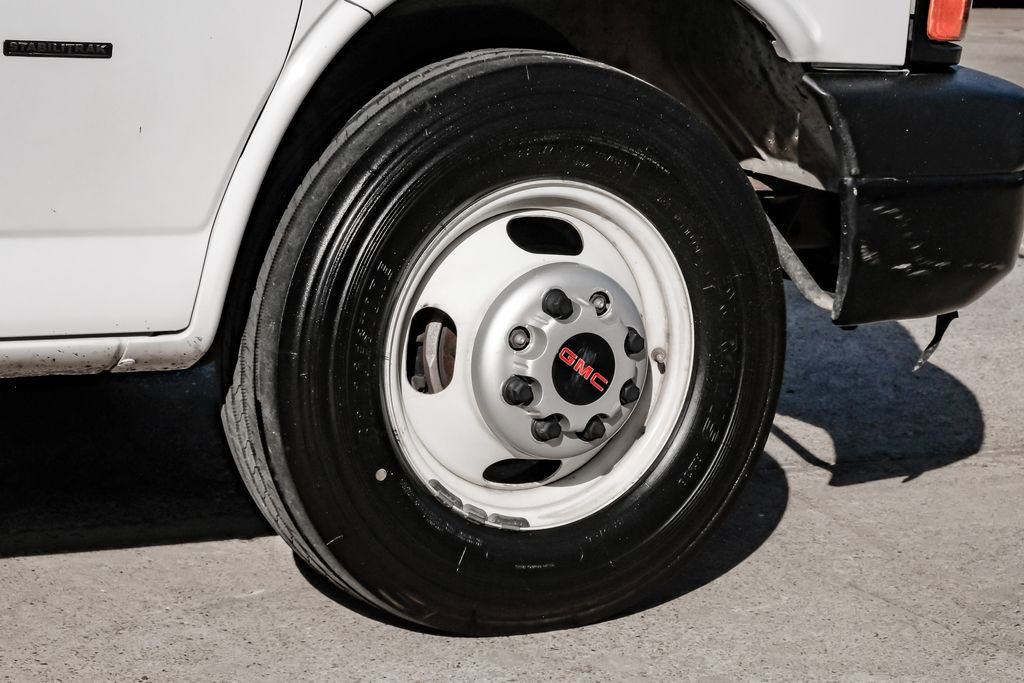 Used 2021 GMC Savana 3500 Extended w/ Power Convenience Package image 37