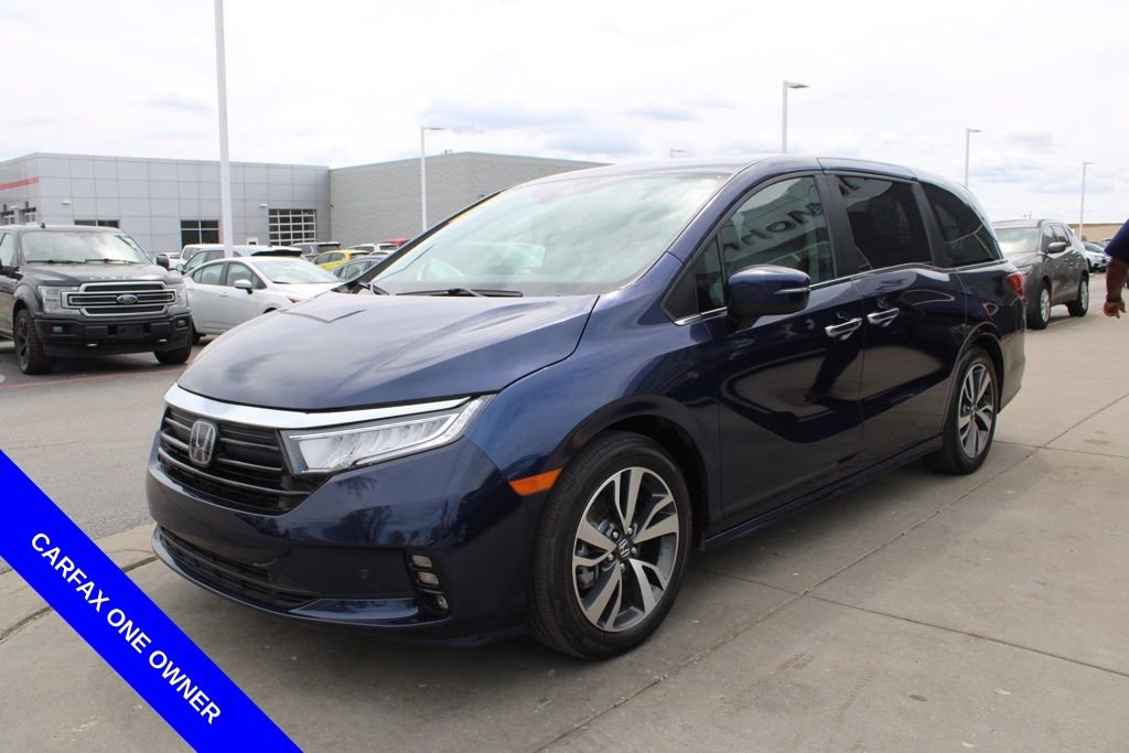 Used 2023 Honda Odyssey Touring image 3