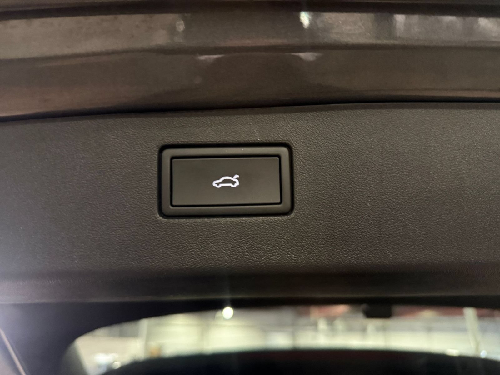 Used 2026 Volkswagen Tiguan SE AWD/4WD image 22