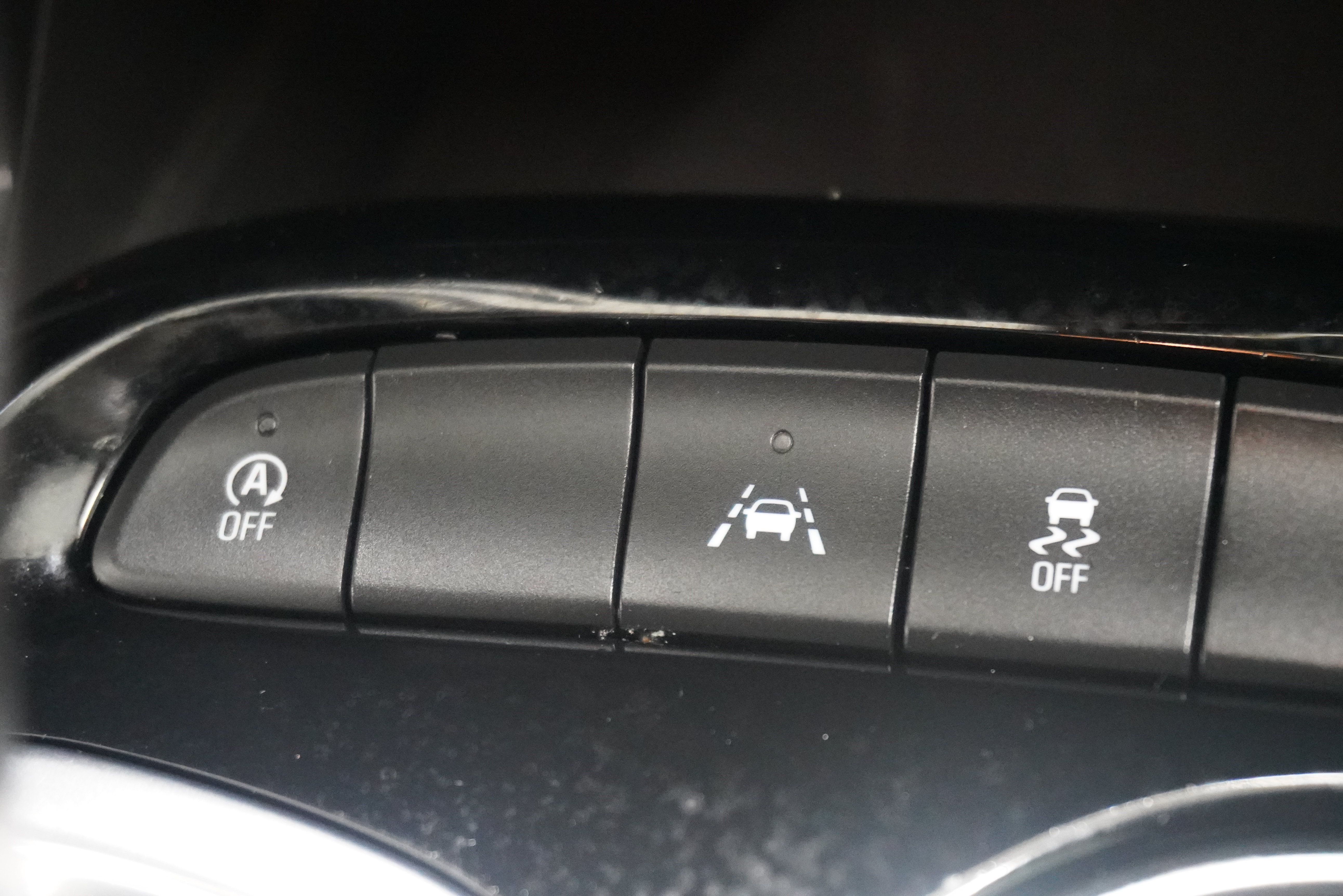 Used 2020 Buick Encore GX Essence FWD image 18