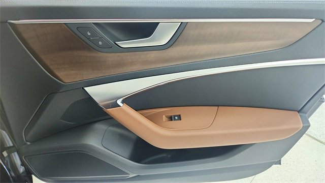 Used 2025 Audi A6 2.0T Premium image 23