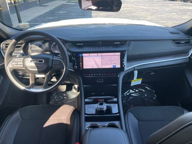 New 2026 Jeep Grand Cherokee Altitude RWD image 20