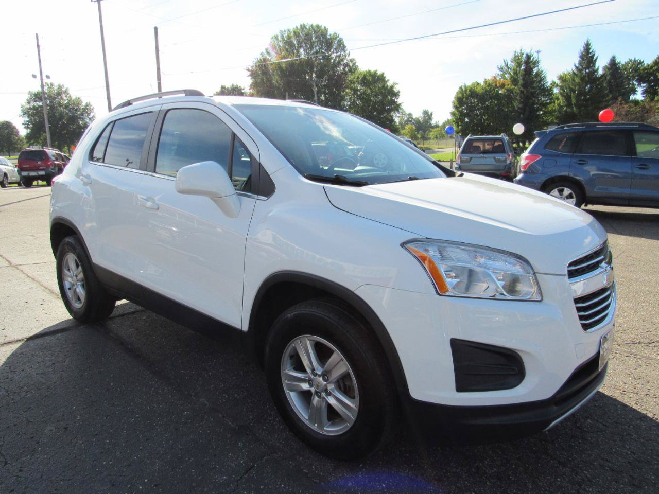 Used 2016 Chevrolet Trax LT w/ LT Convenience Package AWD/4WD image 22