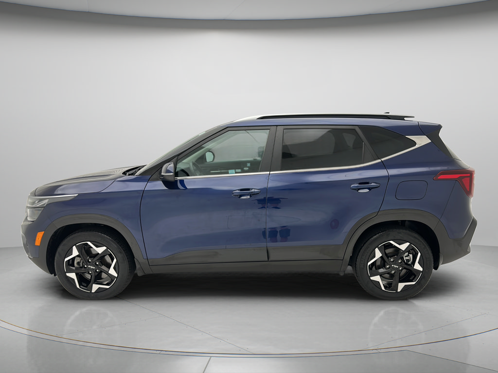 Used 2024 Kia Seltos EX AWD/4WD image 4