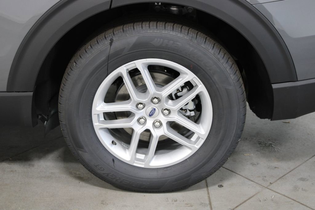 New 2026 Ford Explorer Active w/ Active Comfort Package image 17