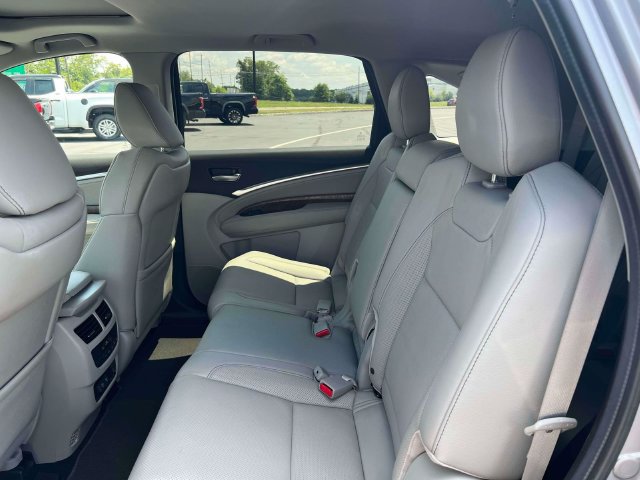 Used 2020 Acura MDX w/ Technology Package AWD/4WD image 31