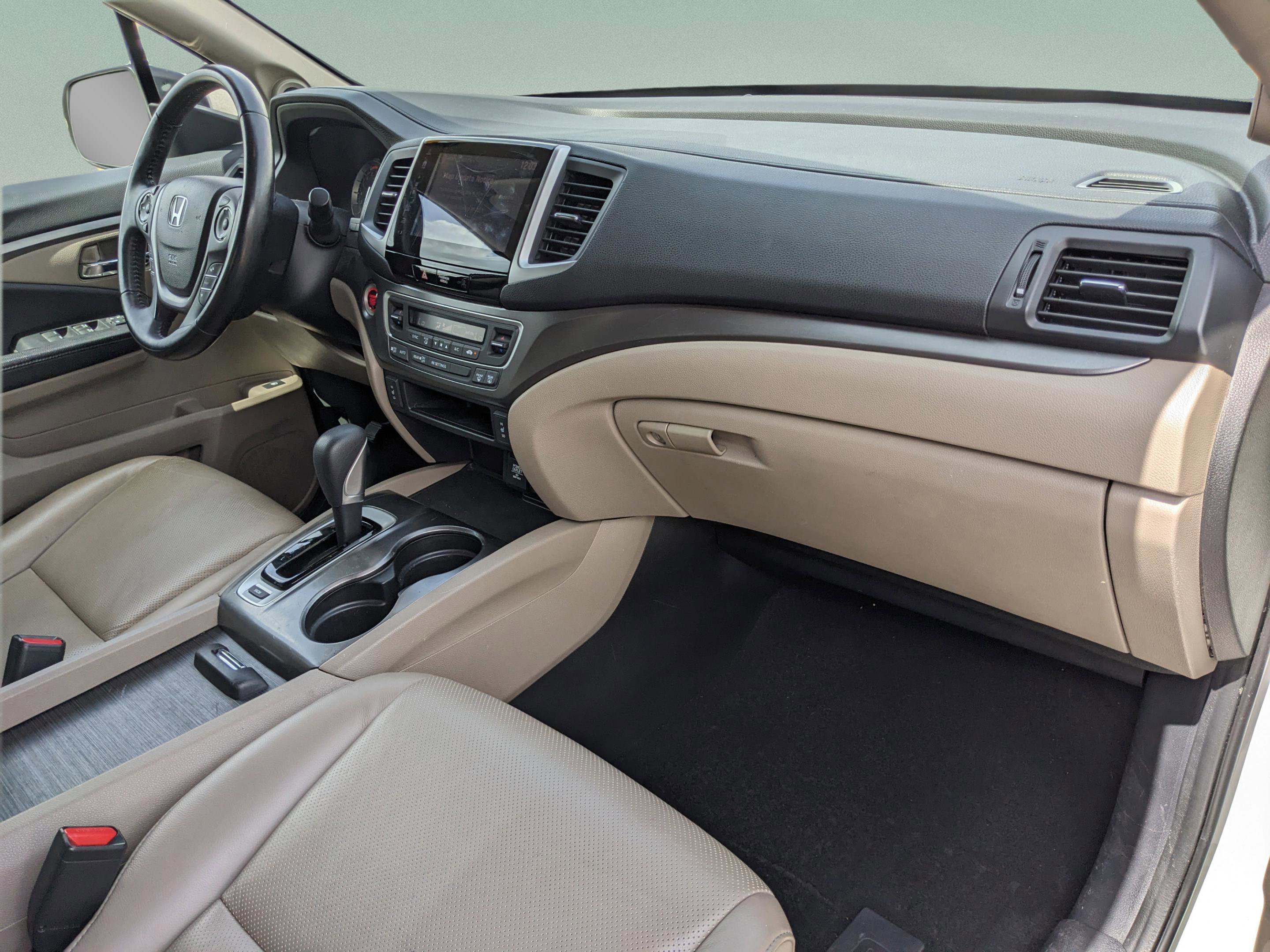 Used 2019 Honda Ridgeline RTL-T image 16