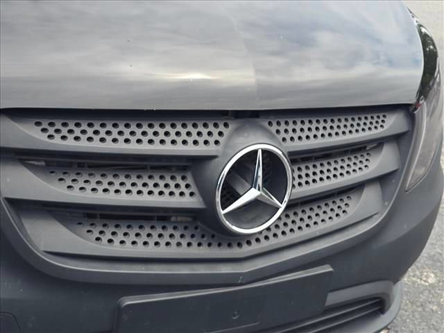Used 2016 Mercedes-Benz Metris image 30
