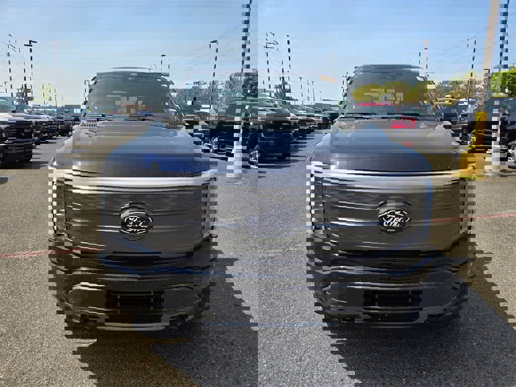New 2025 Ford F150 Lightning Lariat image 2