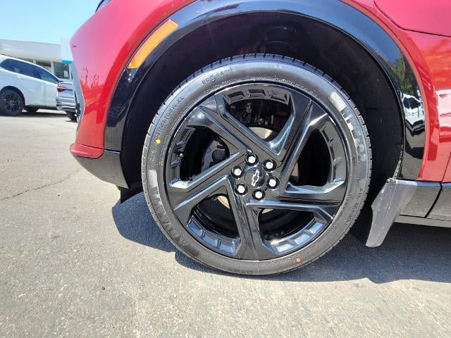 Used 2024 Chevrolet Equinox EV RS w/ LPO, Active Package FWD image 31