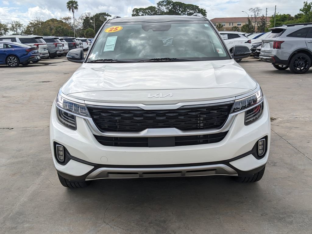 Certified 2023 Kia Seltos SX AWD/4WD image 3