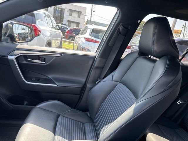 Used 2020 Toyota RAV4 XSE AWD/4WD image 21