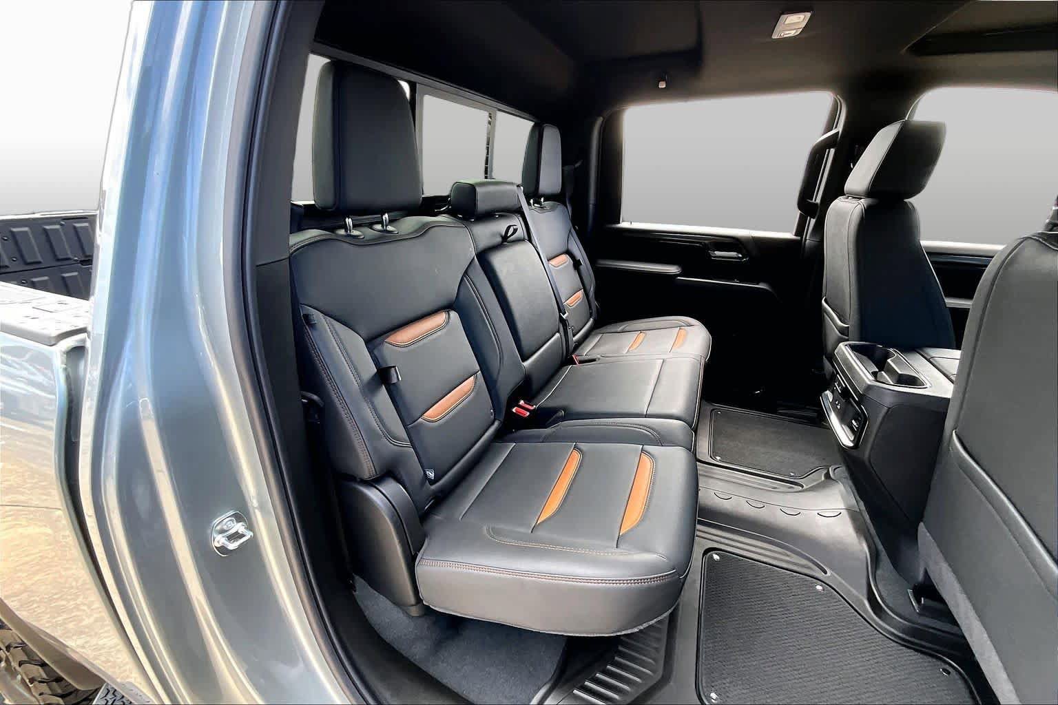 Used 2026 GMC Sierra 2500 AT4 w/ AT4 Premium Plus Package AWD/4WD image 20