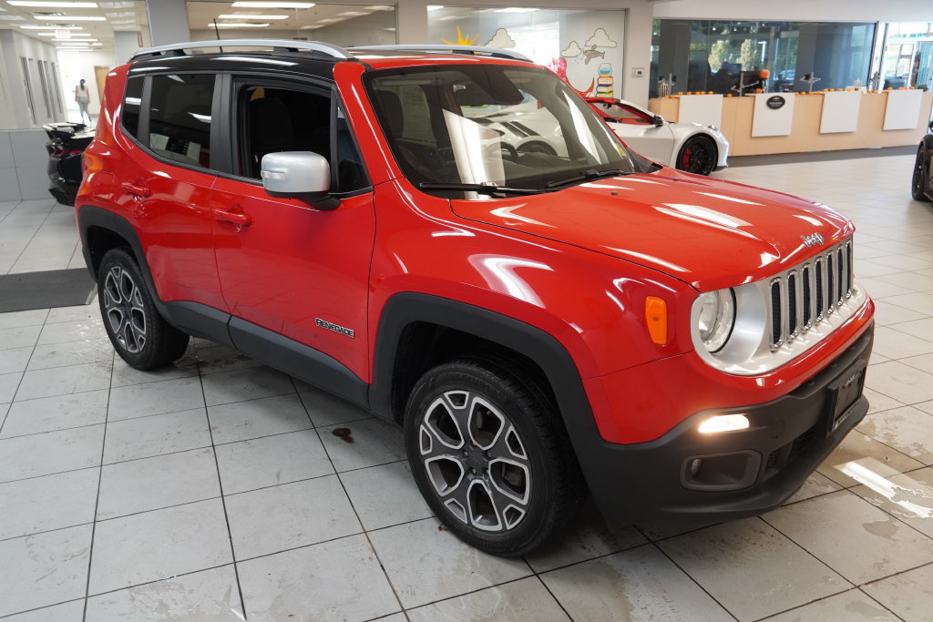 Used 2018 Jeep Renegade Limited AWD/4WD image 15