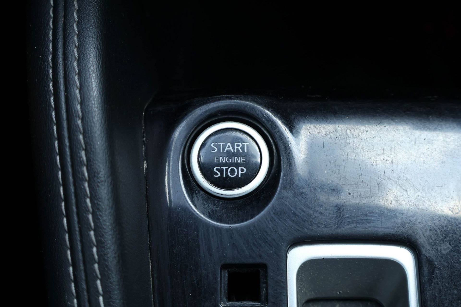 Used 2020 Nissan Kicks SR w/ SR Premium Package image 26