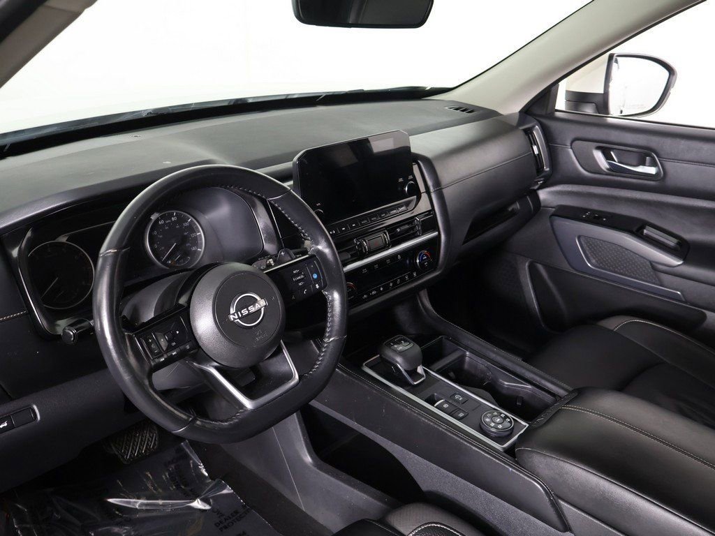 Used 2023 Nissan Pathfinder SL image 28
