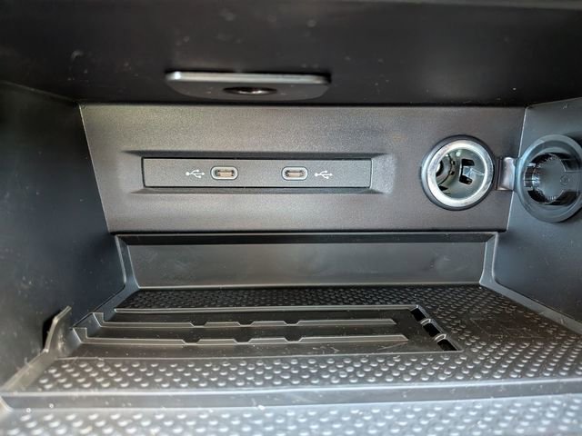 New 2026 Volkswagen Taos SE AWD/4WD image 18