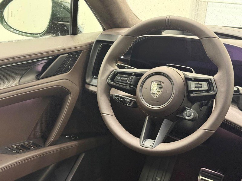 New 2026 Porsche Cayenne Turbo AWD/4WD image 14
