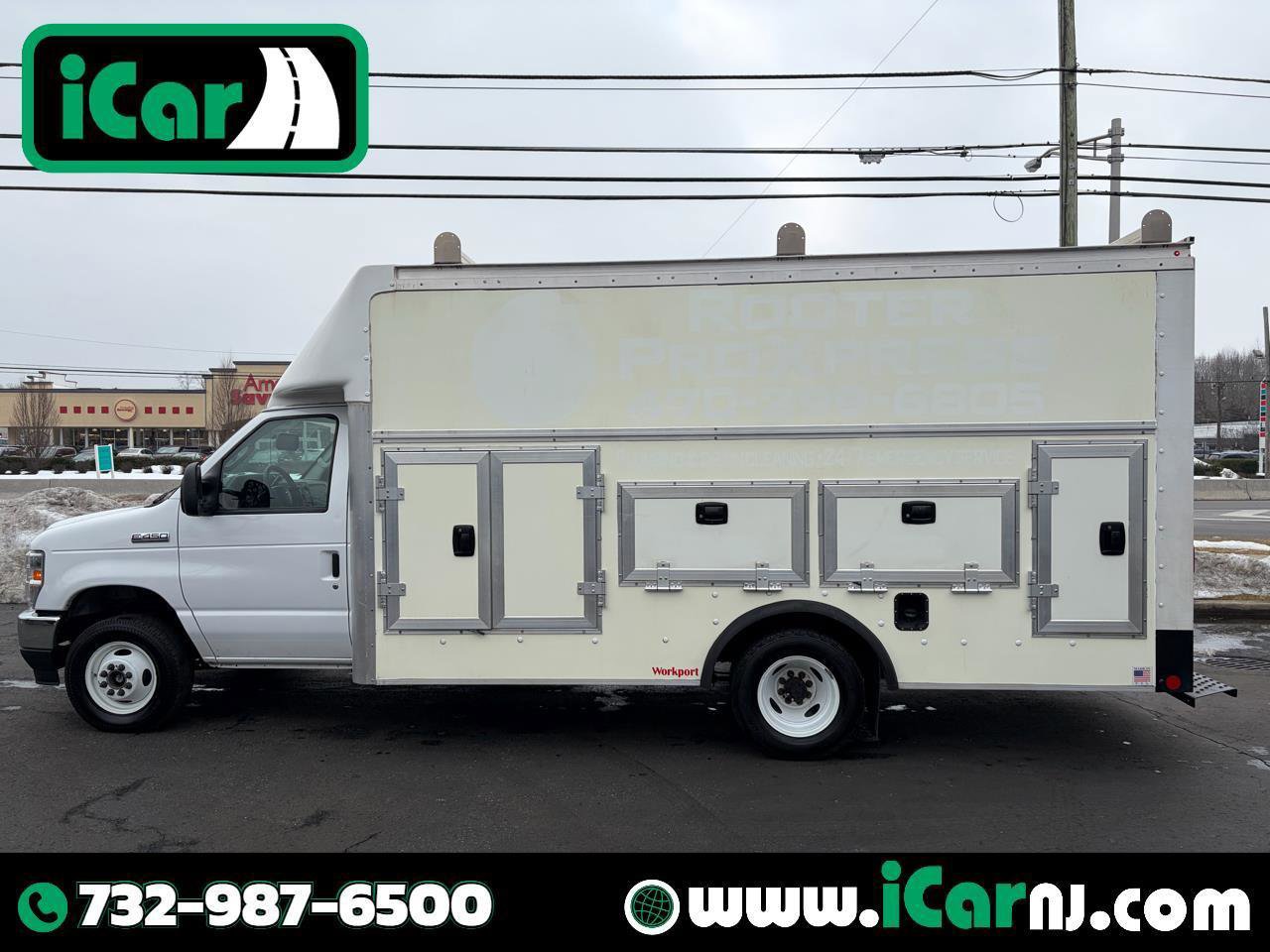 Used 2023 Ford E-450 and Econoline 450 Super Duty w/ Power Windows & Locks Group RWD image 1