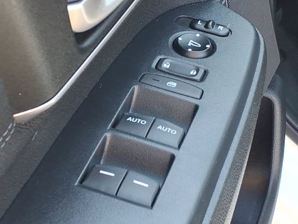 Used 2017 Honda CR-V EX image 12