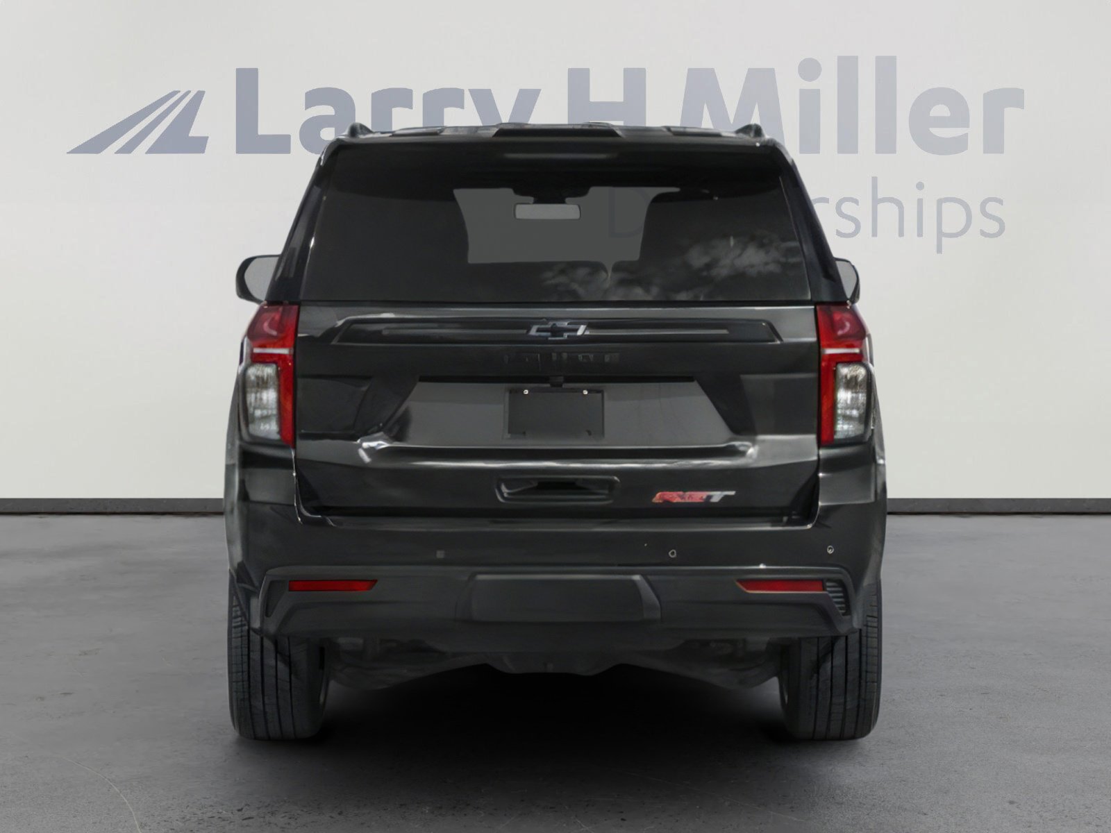 Used 2022 Chevrolet Tahoe RST w/ Luxury Package AWD/4WD image 8