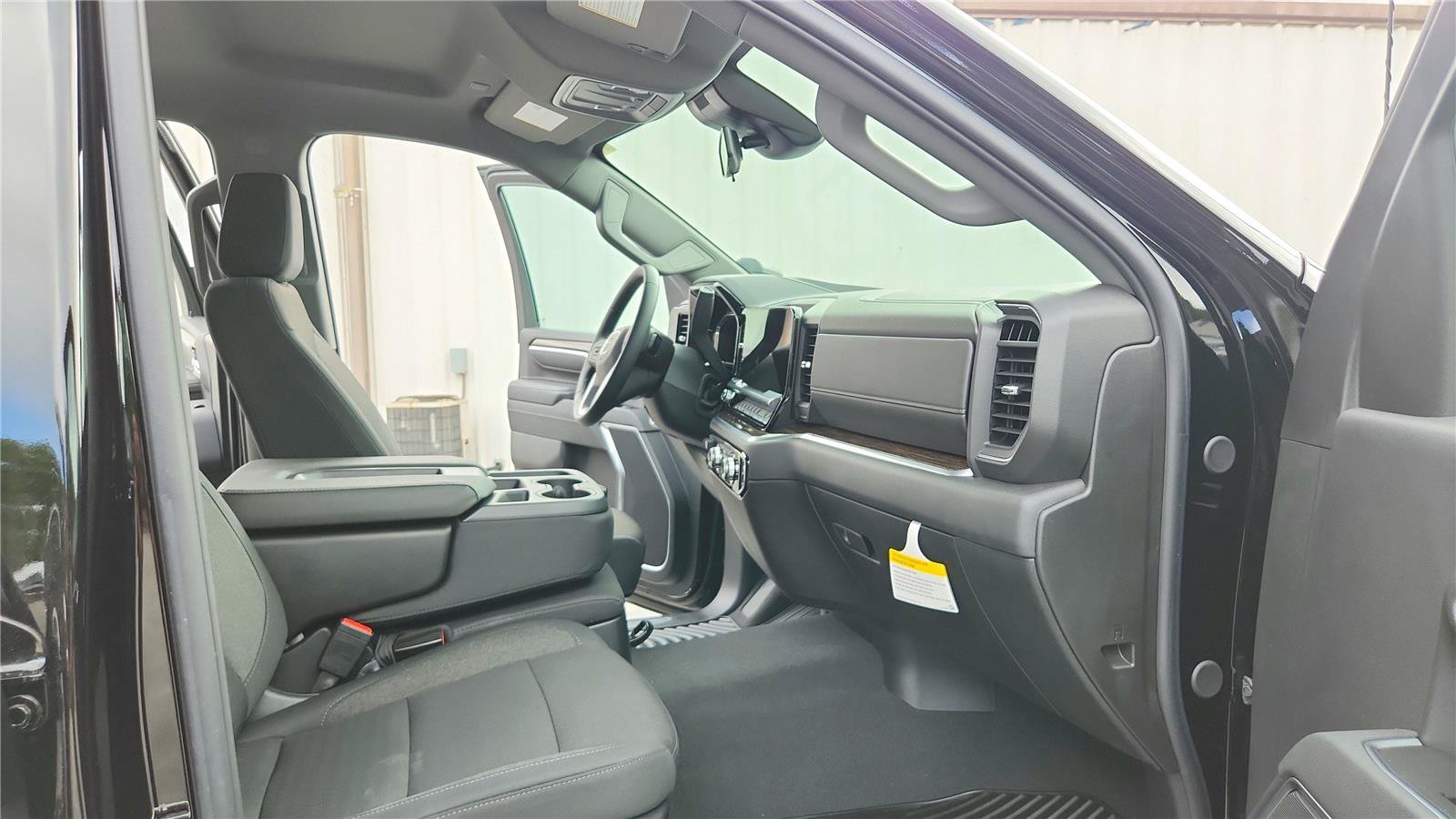New 2026 GMC Sierra 2500 SLE AWD/4WD image 23
