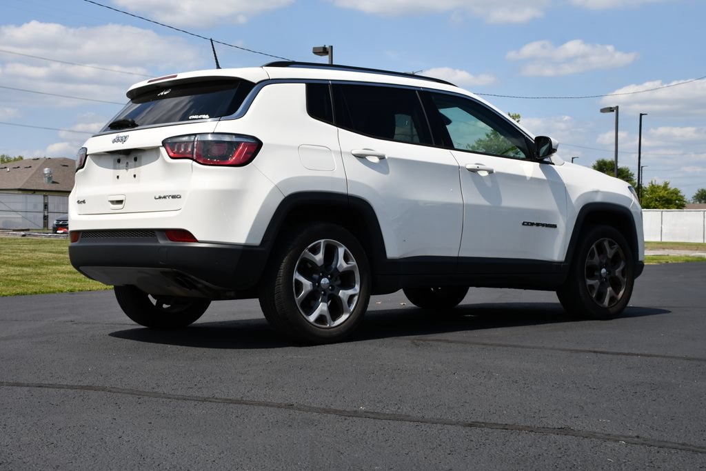 Used 2017 Jeep Compass Limited w/ Navigation Group AWD/4WD image 7