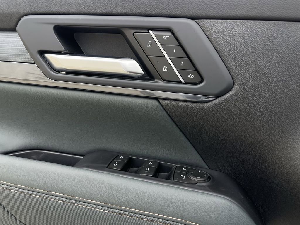 New 2026 GMC Terrain AT4 w/ Convenience Package III image 23