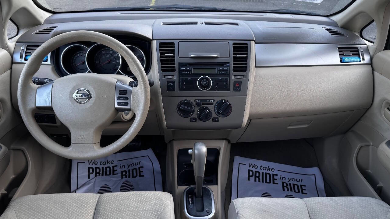 Used 2011 Nissan Versa 1.8 S w/ Plus Pkg image 12