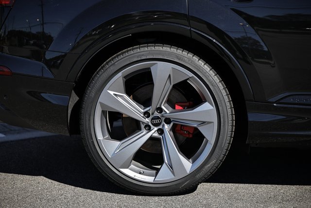 New 2026 Audi Q7 3.0T Prestige image 6