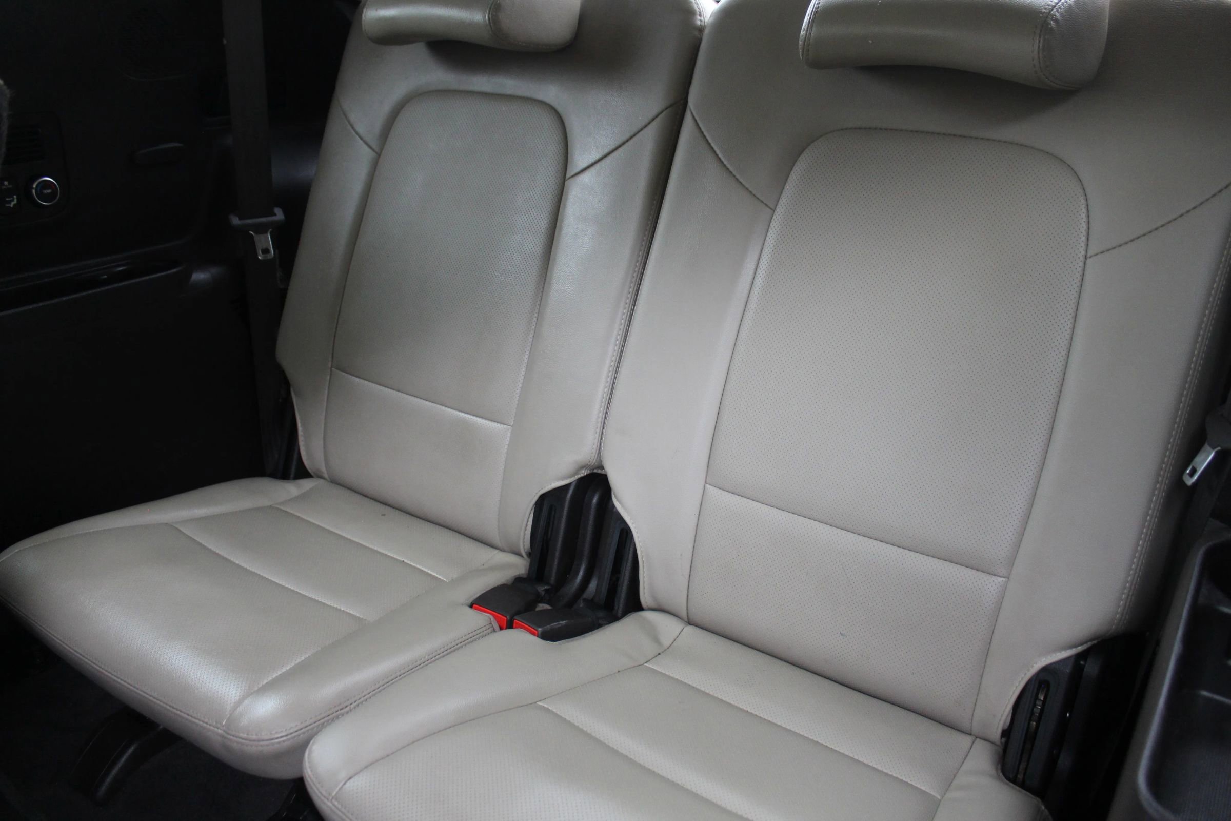 Used 2018 Hyundai Santa Fe AWD w/ SE Ultimate Tech Package 03 image 14