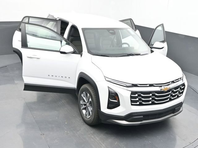 New 2026 Chevrolet Equinox LT w/ Convenience Package II image 57