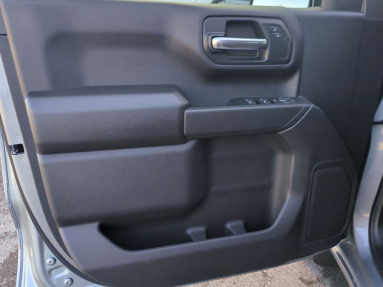 Used 2026 Chevrolet Silverado 1500 Custom image 21