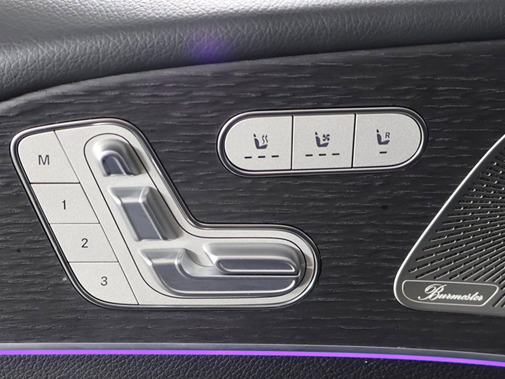 Used 2022 Mercedes-Benz GLS 450 4MATIC w/ AMG Line Exterior image 41