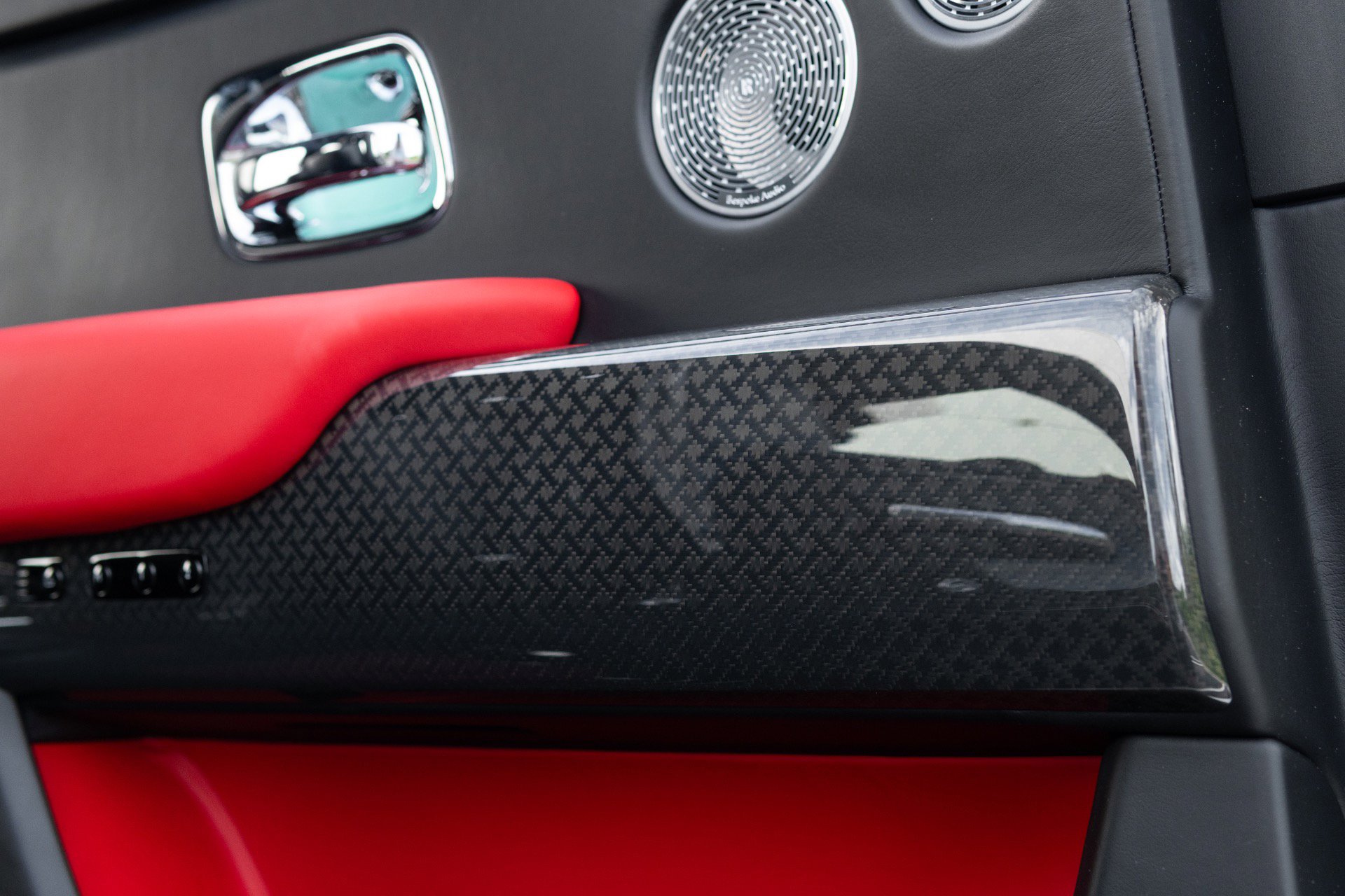 Used 2022 Rolls-Royce Cullinan Black Badge w/ Dark Exterior Package AWD/4WD image 57