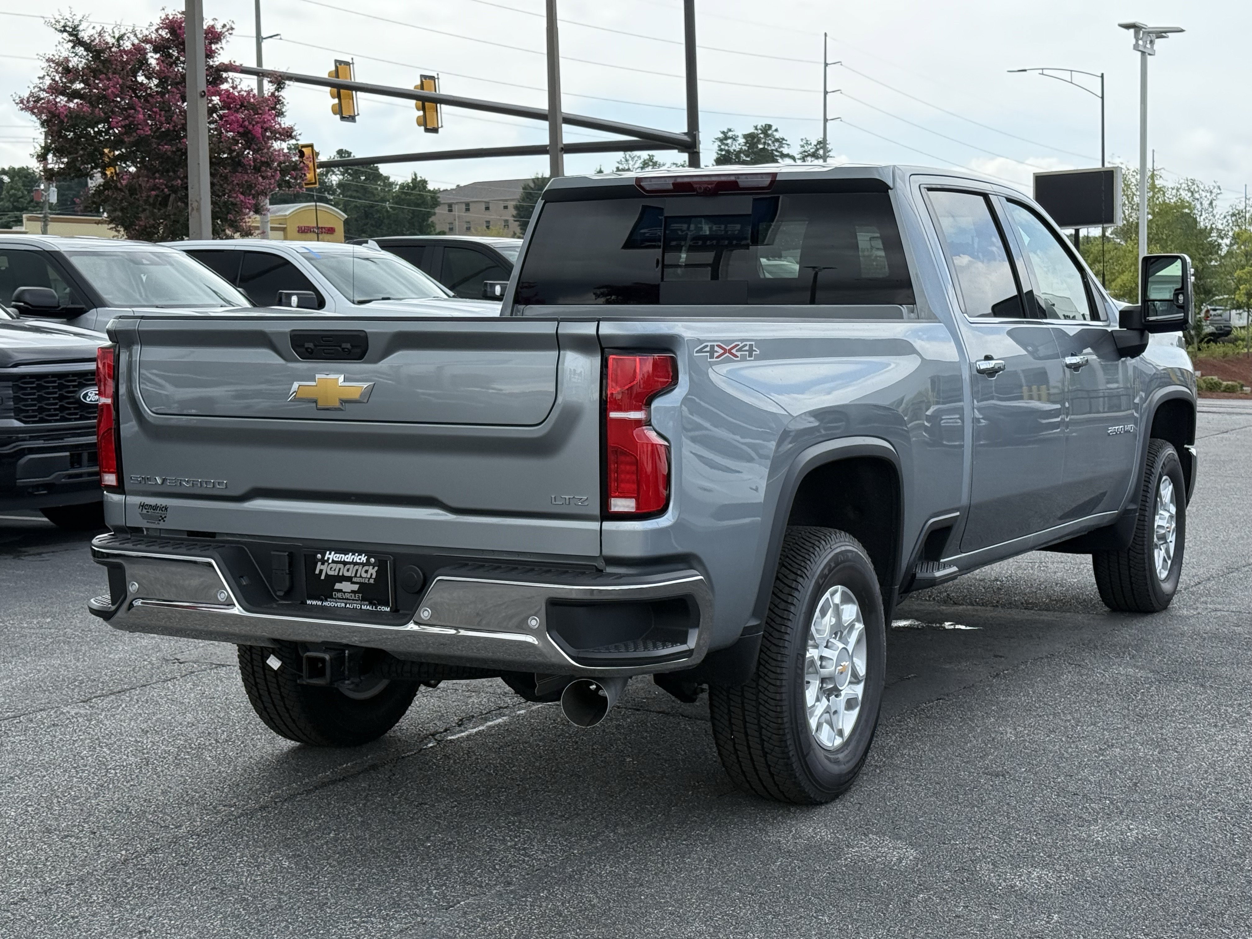 New 2026 Chevrolet Silverado 2500 LTZ w/ LTZ Premium Package AWD/4WD image 10