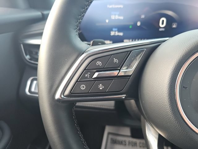 Used 2025 Buick Enclave Preferred FWD image 22