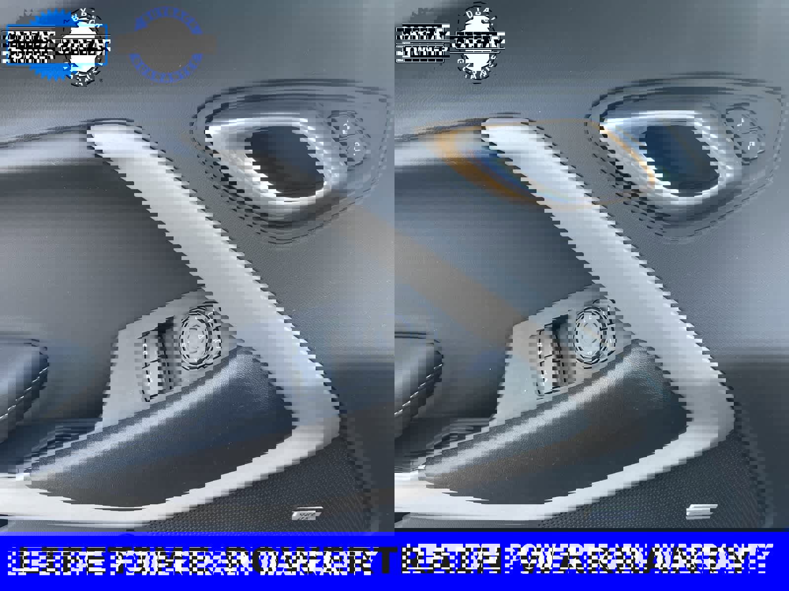 Used 2021 Chevrolet Camaro LT w/ Technology Package image 12