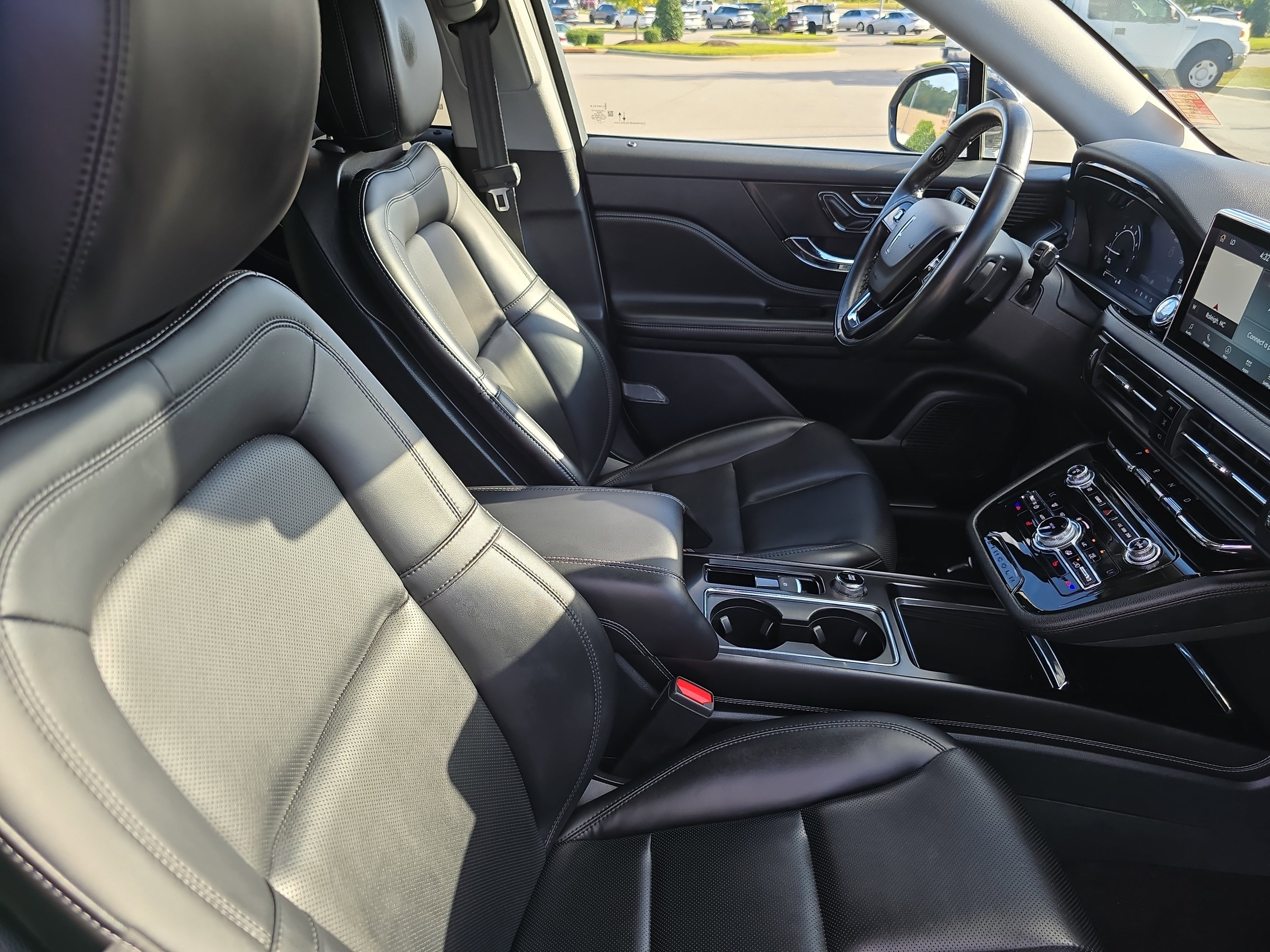 Used 2020 Lincoln Corsair AWD w/ Equipment Group 101A image 10