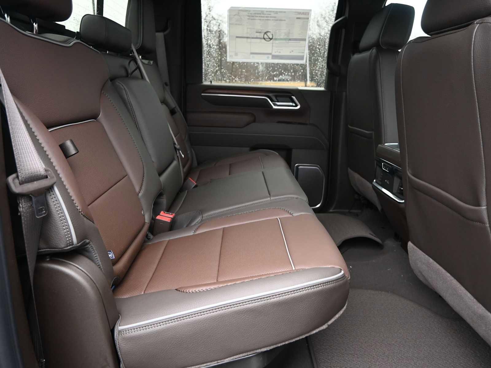 New 2026 GMC Sierra 3500 Denali w/ Denali Reserve Package image 25